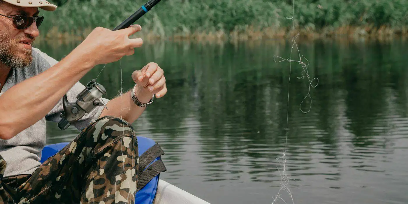 How to Tie Knots for Fishing Hooks